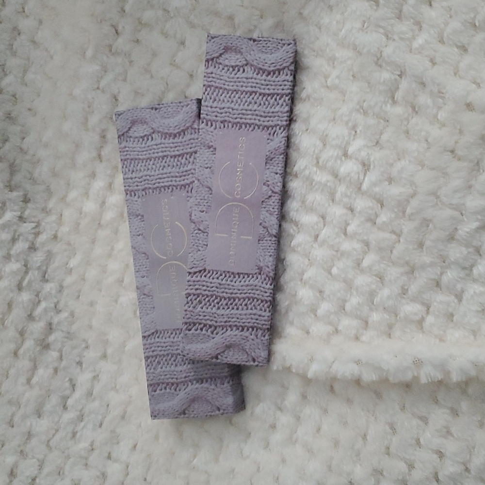 Dominique cosmetics eyeshadow palette sweater weather